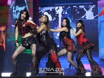 [포토] 하이키, '리아킴' 직접 참여한 '뜨거워지자' 안무