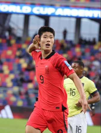 [오피셜] 또 ‘유럽파’ 탄생…‘1m 92cm’ 이영준, 스위스 그라스호퍼와 2028년까지 계약