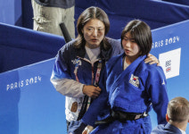“금메달 도둑맞았다” 허미미 ‘위장 공격’, 레전드도 분노…‘지도’ 판정 논란 계속 [2024 파리]