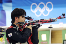 사격 박하준, 50ｍ 소총3자세 44위로 결선행 무산...은메달 1개로 올림픽 마쳐 [2024 파리]