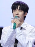 [포토] 인사말 하는 아크 현민