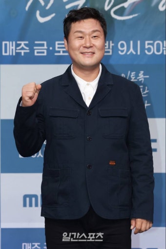 [포토] 윤경호, '이친자' 화이팅