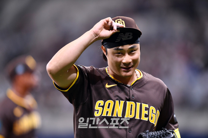 탬파베이 레이스 김하성, 11개월 만에 MLB에서 복귀하여 주목 받아