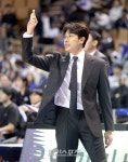 [포토] 김태술 감독, 선수 독려