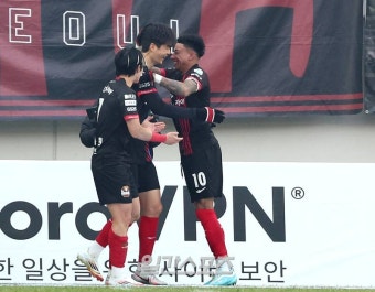 ‘연고 더비’ 주인공은 린가드…서울, 안양 2-1 격파→2025시즌 첫 승 [IS 상암]