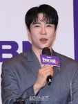 [포토] 인사말 하는 에녹