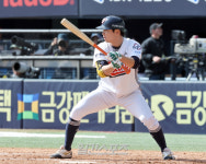 초대형 트레이드 주인공+홈런왕+도루왕 시너지까지 두산 新테이블세터 확정→우리 최상의 타선 [IS 포커스]