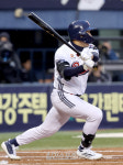 [포토]추재현, 안타로 출발