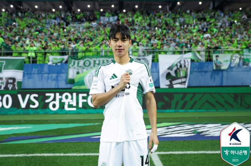 전북 현대의 전진우, K리그1 9라운드 MVP로 선정되다