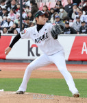 [포토] 역투하는 김민수
