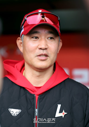 [포토] 경기전 인터뷰하는 이숭용감독
