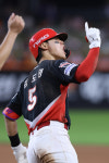 [IS 포커스] MVP 시즌 넘었다...7~9회 홈런만 11개, 김도영의 놀라운 '후반 폭발력'