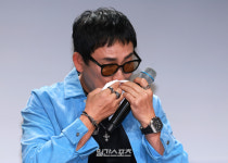 [포토] 이승철, 우즈가 헌정한 노래만 들으면 울컥해