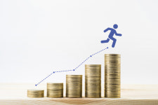 ‘증권’ 없는 우리금융, 오히려 웃었다…3위 안착‧3조 클럽 기대