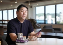 “출시 3개월 만에 판매율 1위”…액상형 전자담배계 ‘신박템’이 나타났다 [이코노 인터뷰]