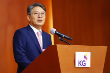 케이카 품은 KG, 자동차 사업 새 판 짠다