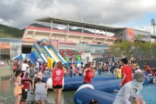 ‘바캉스 데이’, 피서는 축구장으로!!