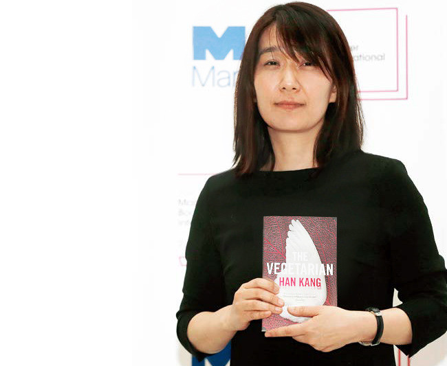 고아원 폭력 피해자가 한강대교 고공농성, 진실규명 요구 