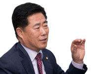 [인터뷰] 국가품질명장 1호 김규환 자유한국당 의원