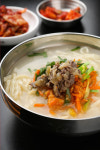 [‘혼밥판사’의 한끼 | 칼국수] 호로록~ 마성의 맛과 ‘초짜’ 도둑
