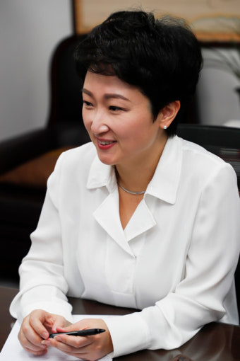 [인물탐구] 이언주는 어떻게 보수의 ‘잔 다르크’가 됐나