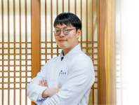 [건강萬事] 2대째 비염·이명 전통치료 이근희 경주 안강 갑산한의원 원장