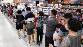 ‘당당치킨’ 열풍 뒤 교촌 · BBQ · bhc 자승자박 있다