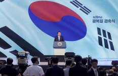 중도는 ‘잘 드는 칼’ 윤석열을 기대한 게 아니다