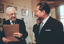 지구촌 평화 위해 글로벌 리더 7000명 만난 평화운동가