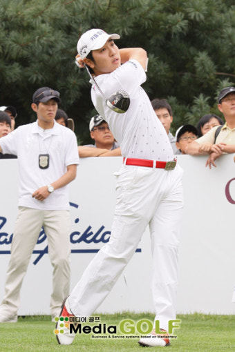 [한국오픈 2R] 배상문의 힘찬 티샷!
