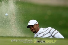 타이거 우즈, 쉐브론3R도 단독선두 첫승 보인다