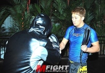 정문홍 관장 조금 더 강하게