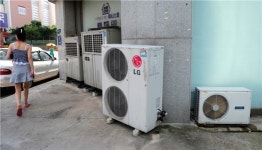 에어컨 실외기 뜨거운 바람 왕짜증