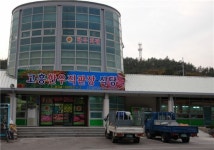전남 한우농가 직판장 개설 붐..수입파고 넘는다