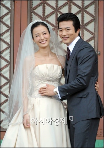 권상우-손태영, '임신여부'보다 '언제냐'에 더 관심집중