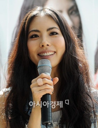 박지윤 