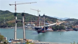 모습 드러낸 여수 돌산 제2대교