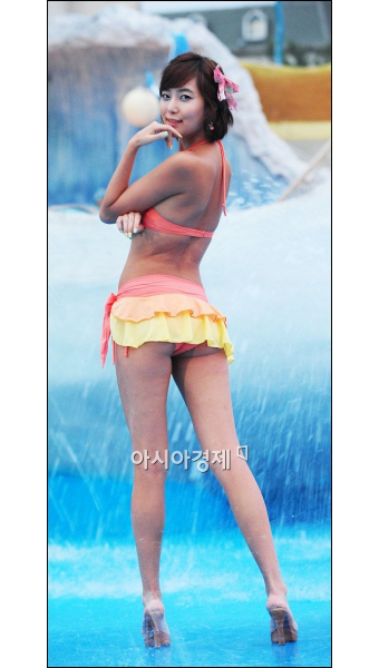 [포토]레이싱걸 이수정, 숨막히는 뒤태