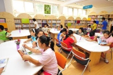 뉴스킨, 경기 평택초교에 5번째 희망도서관 기증