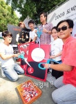 [포토] 화투를 자르자!