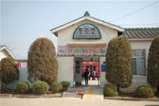 장항선에서 가장 오래된 청소간이역 ‘인기’