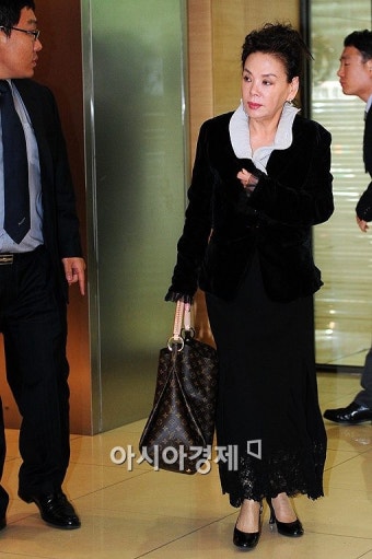 [포토]故 최진영 빈소 찾은 김수미
