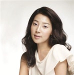 ‘피부미인’ 한지혜, 4色 매력 발산