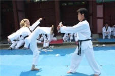 친구의 나라 한국 잘 배우고 갑니다