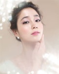 이민정, 투명한 장미빛 꿀피부 여름화보 공개