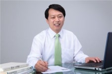 이성 구로구청장, 소통 의미 담아 구청광장서 취임
