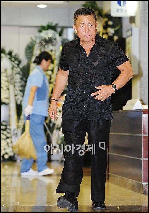 뽀빠이 아저씨 이상용씨, 서울서성에서 추모식 열려 눈물로 작별 인사