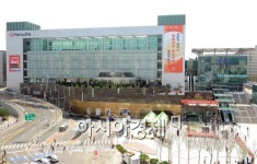 [포토]오픈 앞둔 동북지역 최대의 복합쇼핑몰