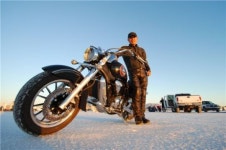 S&T모터스, 美 소금 사막을 달리다