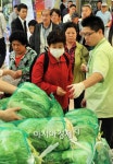 [포토] '중국산 배추 사려왔습니다~'